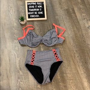 La vie en Rose bikini coral and black